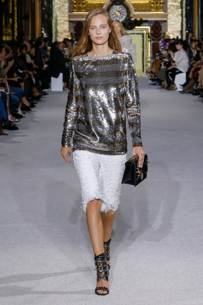 Look 37